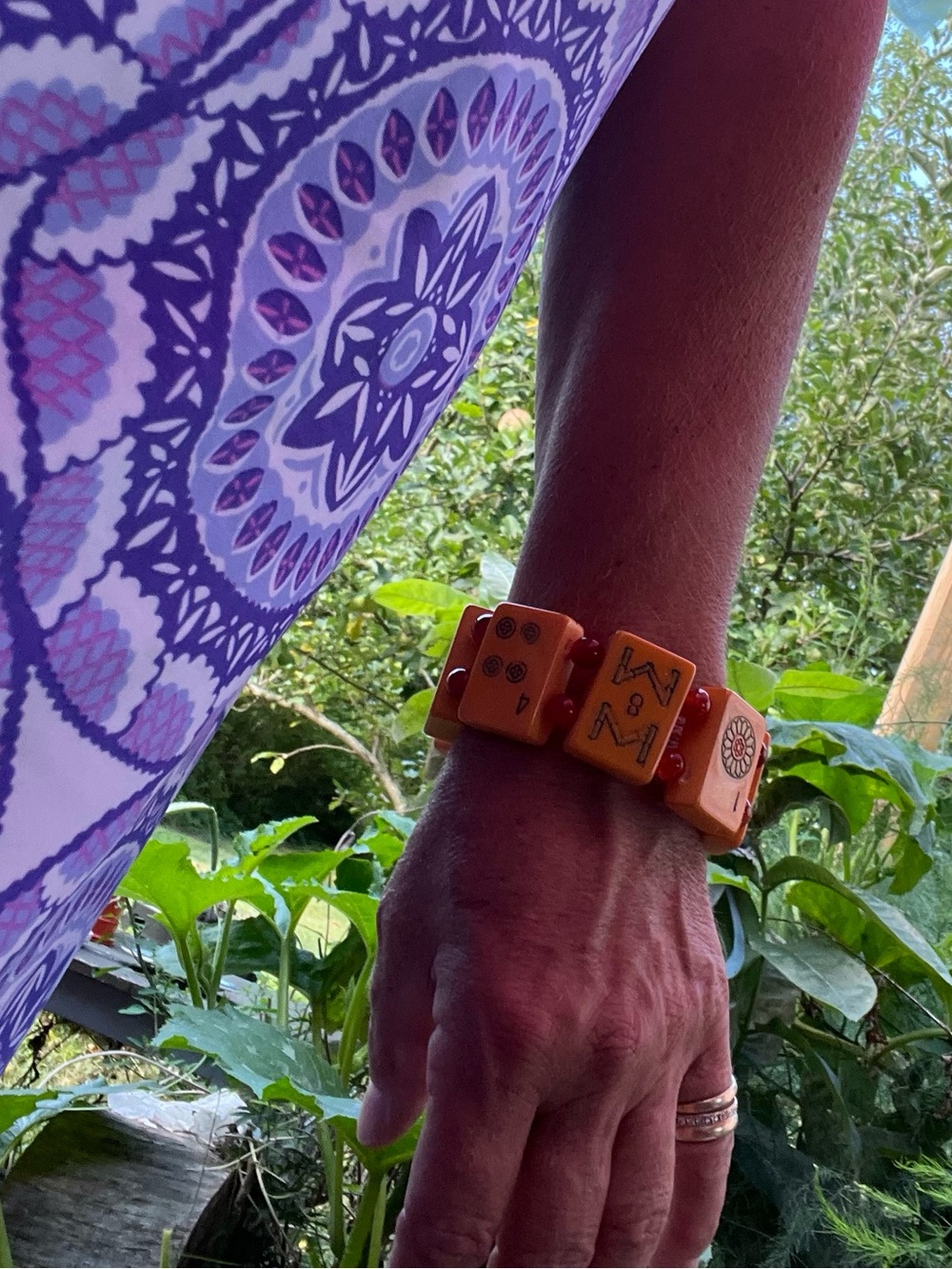 Handcrafted Mah Jongg tile Agate Bead Bracelet - Women's Accessory